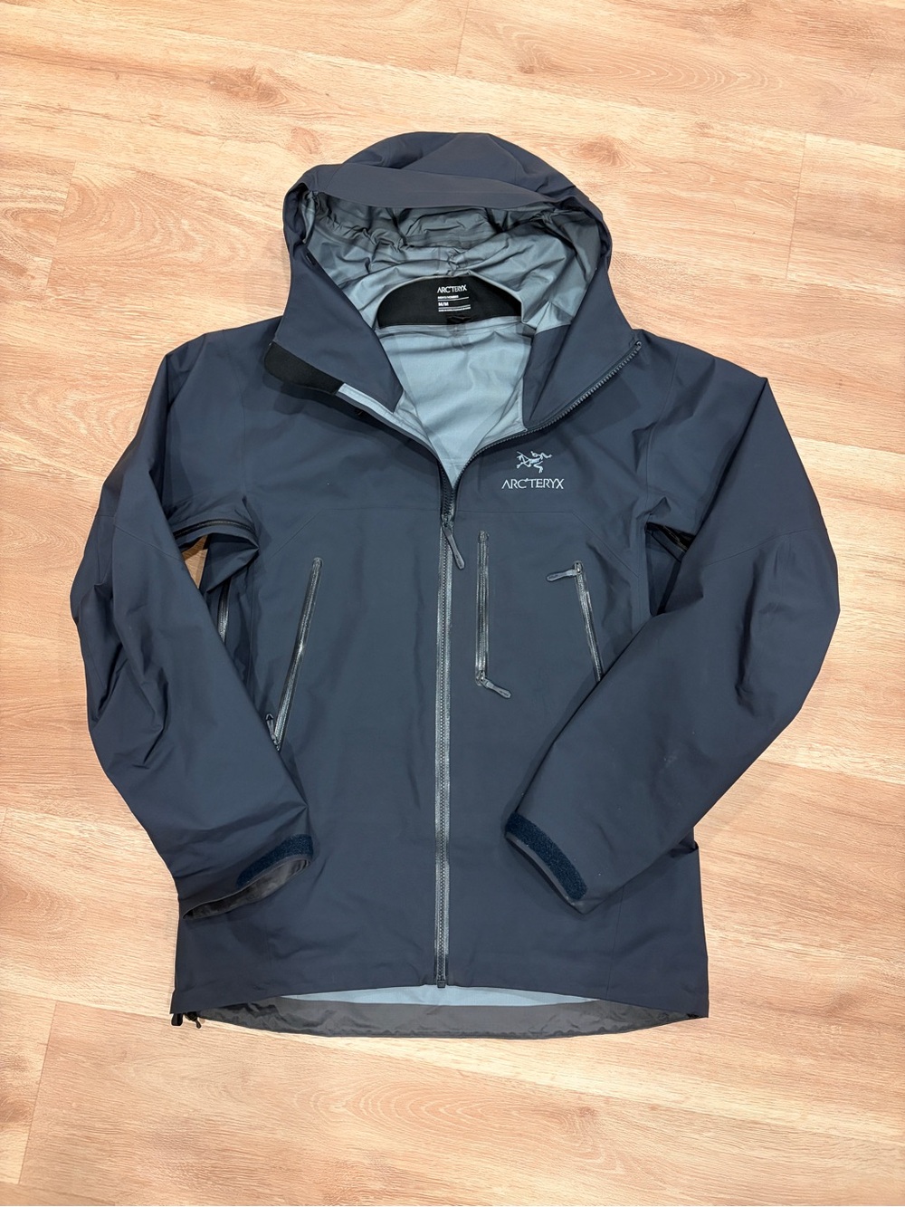 Arc’teryx Beta SV Hard Shell Jacket